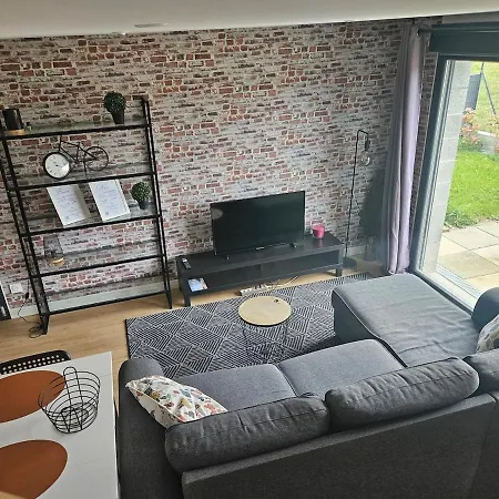 Dependance Cosy En Duplex Avec Terrasse & Jardin *