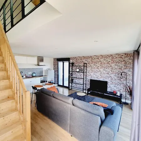 Dependance Cosy En Duplex Avec Terrasse & Jardin