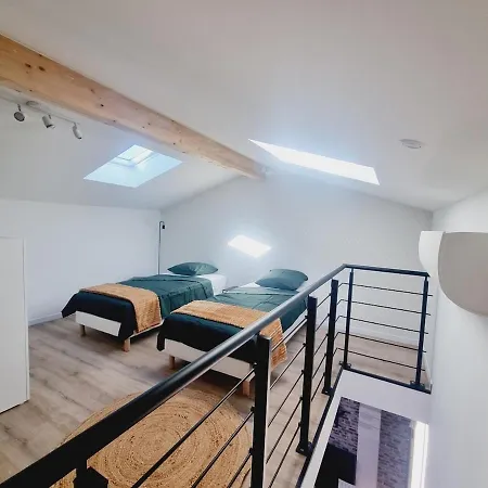 Dependance Cosy En Duplex Avec Terrasse & Jardin Appartement *