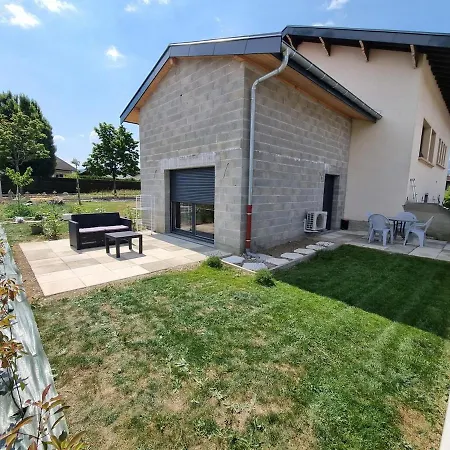 Dependance Cosy En Duplex Avec Terrasse & Jardin Apartment